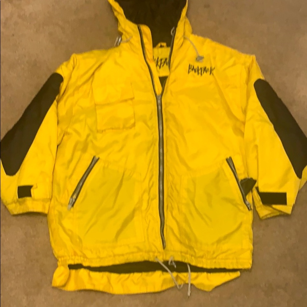 Backpack snowboarding coat